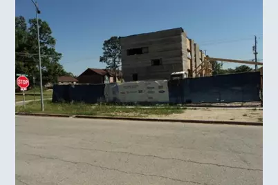 10227 Emnora Lane, Houston, TX 77043 - Photo 7