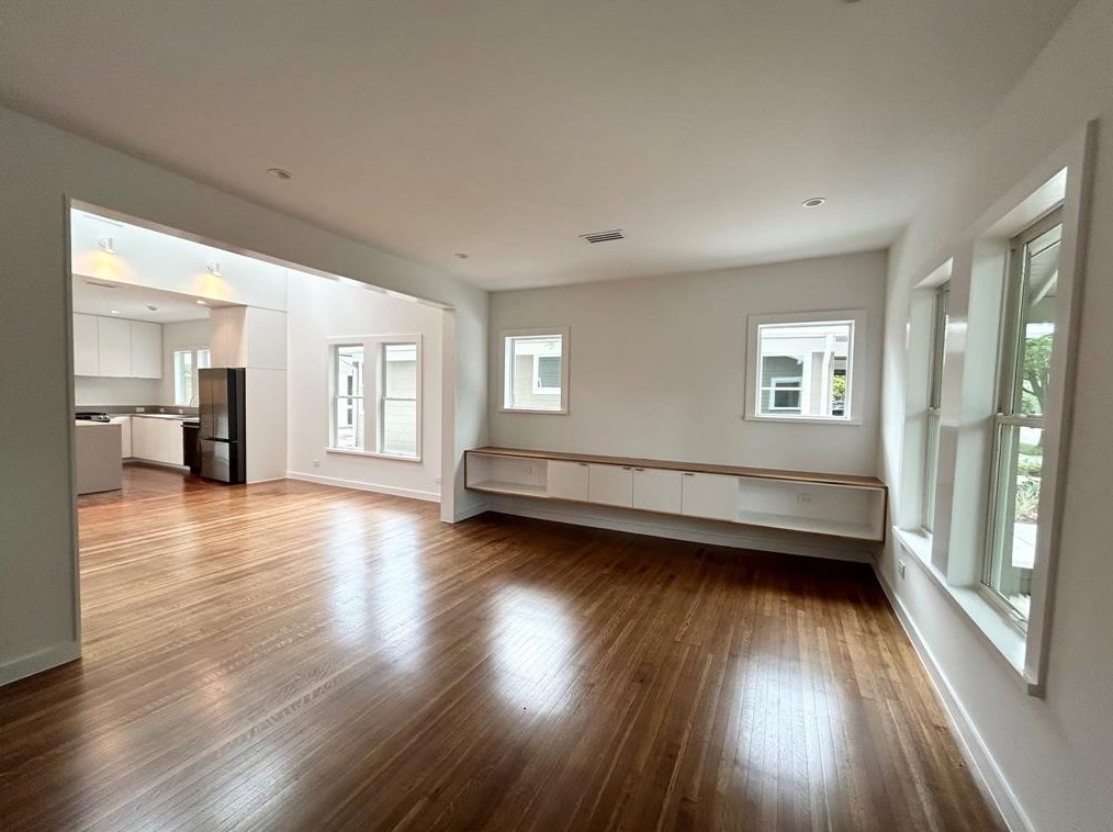 1409 Branard St, Houston TX  77006-4803 exterior