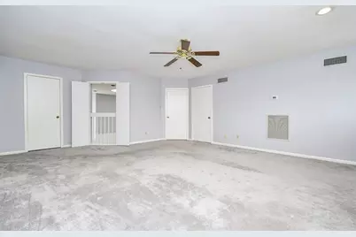 11747 Riverview Dr, Houston, TX 77077 - Photo 11