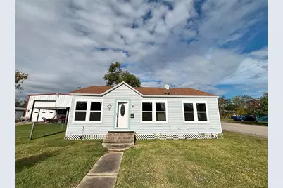 902 W 4th Street, Freeport, TX 77541 - Photo 1