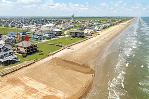 9 Blue Heron Dr, Jamaica Beach, TX 77554 - Photo 5