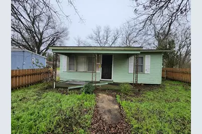 604 Juarez Street, Lockhart, TX 78644 - Photo 1