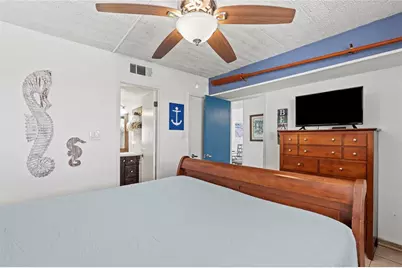 7310 Seawall Boulevard #707, Galveston, TX 77551 - Photo 19