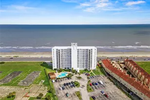 7310 Seawall Blvd, Galveston, TX 77551 - Photo 3