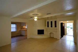 12323 Bexley Dr, Houston, TX 77099 - Photo 7