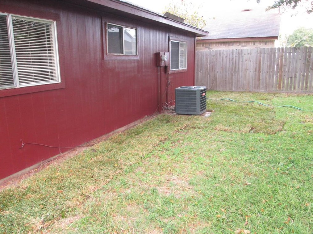 4418 Hawk Meadow Dr, Katy TX  77449-5533 exterior