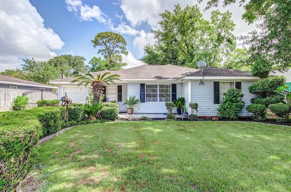 509 Robmore St, Houston TX  77076-4329 exterior