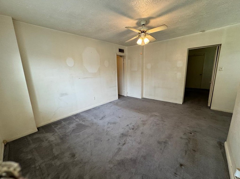 205 Rocky Crk Rd, Houston TX  exterior