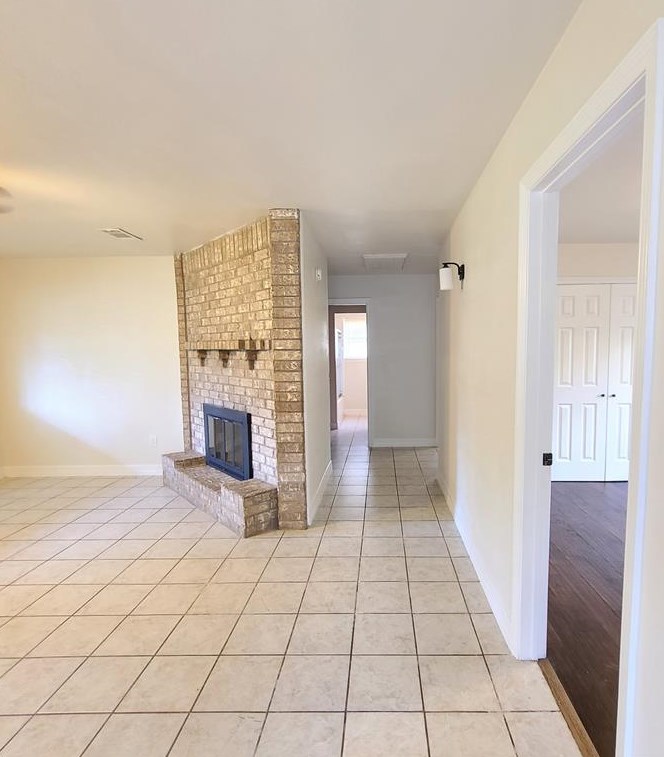 11214 Gloria Dr, Houston TX  77013-3330 exterior