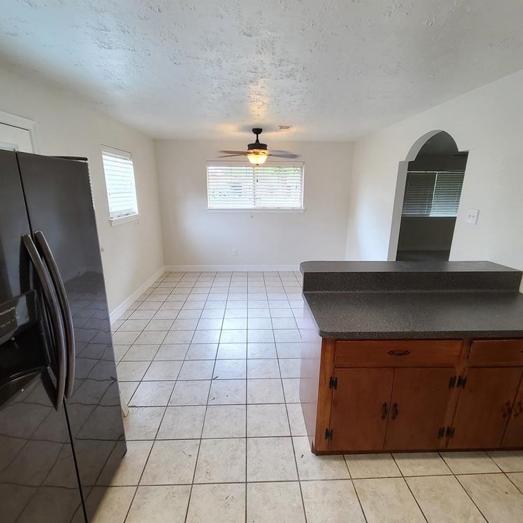 11214 Gloria Dr, Houston TX  77013-3330 exterior