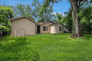 7538 Bywood St, Houston, TX 77028 - Photo 15