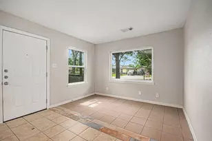 7538 Bywood St, Houston, TX 77028 - Photo 3