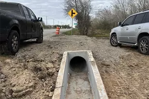 5675 Hwy 35 N, Alvin, TX 77511 - Photo 1