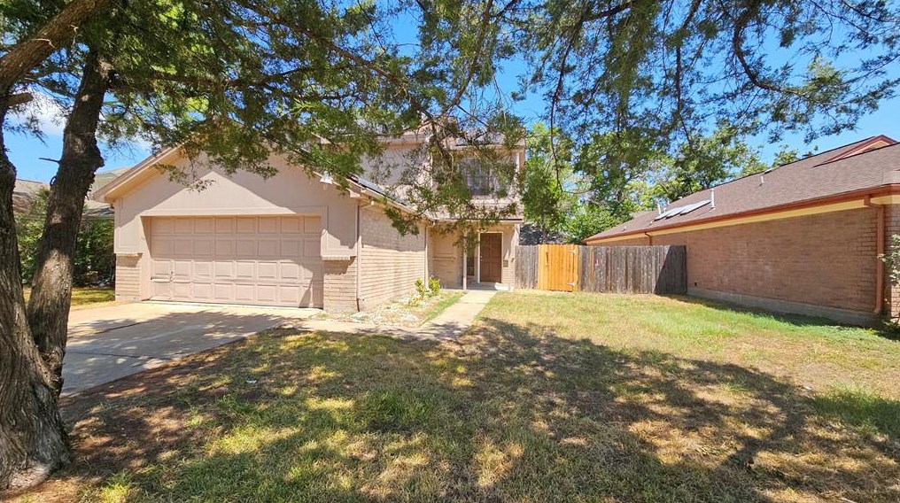 15602 Scenic Haven Dr, Houston TX  77083-5471 exterior