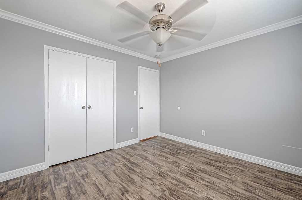 2614 Royal Blue Dr, Houston TX  77088-3341 exterior