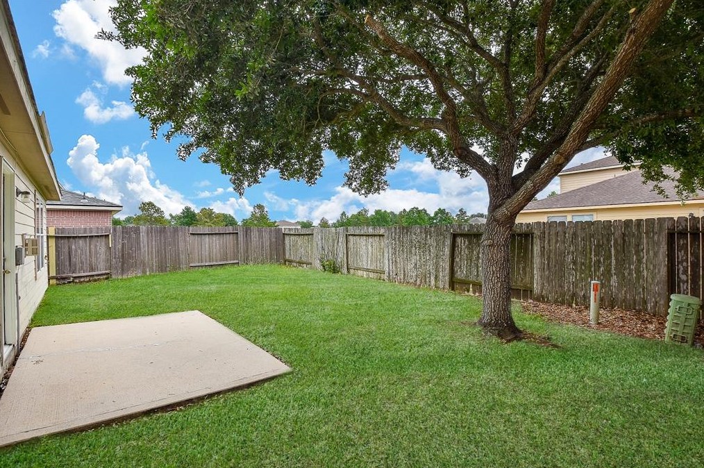 19215 Christine Crossing Dr, Richmond TX  exterior