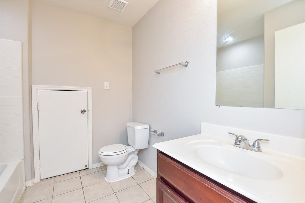 19215 Christine Crossing Dr, Richmond TX  exterior