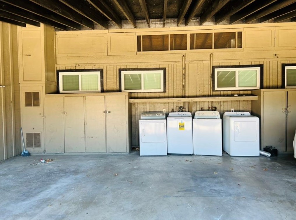 4731 Merwin St, Houston TX  77027-6607 exterior