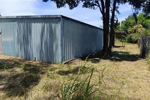 610 New York St, Navasota, TX 77868 - Photo 5
