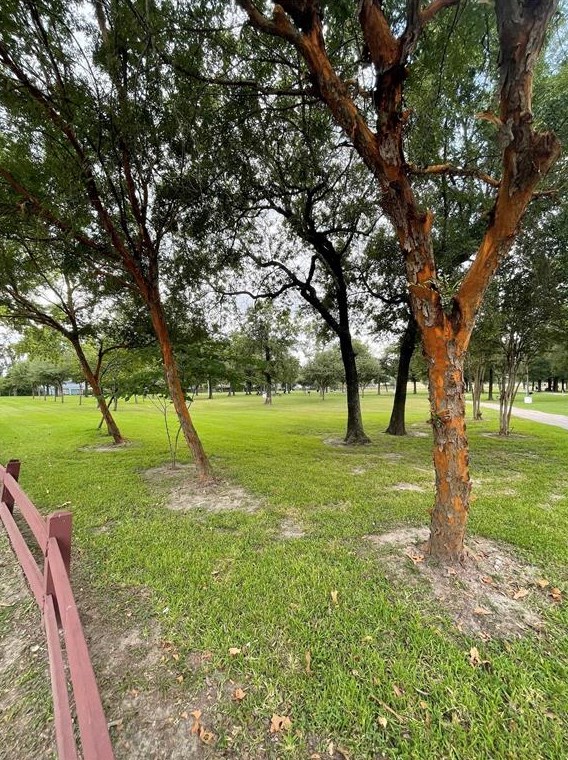 2010 Harlem St, Houston TX  77020-4502 exterior