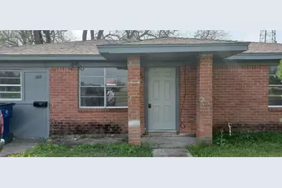 609 W 6th Street, Sweeny, TX 77480 - Photo 3