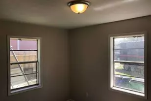 609 W 6th St, Sweeny, TX 77480 - Photo 9