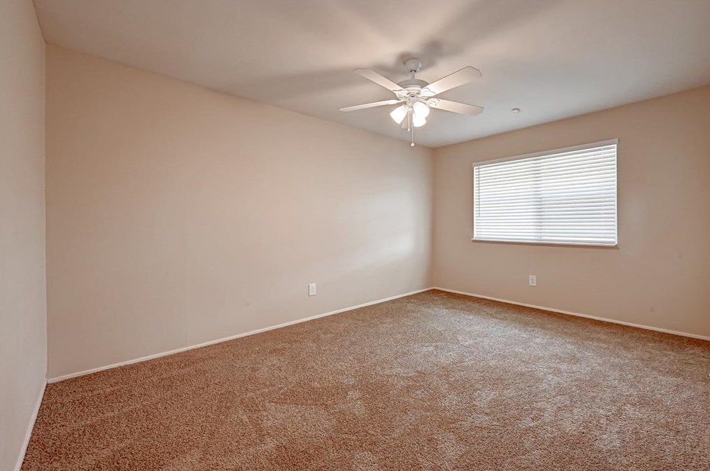 1506 Maux Dr, Houston TX 77043-3318 exterior