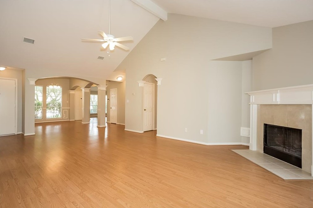 607 Loggers Chase Ct, Spring TX  77386-1466 exterior