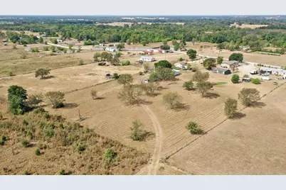 1727 Mustang Loop, Madisonville, TX 77864 - Photo 3