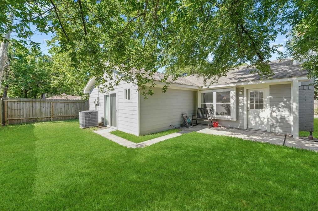 19818 Burle Oak Dr, Humble TX 77346-1217 exterior