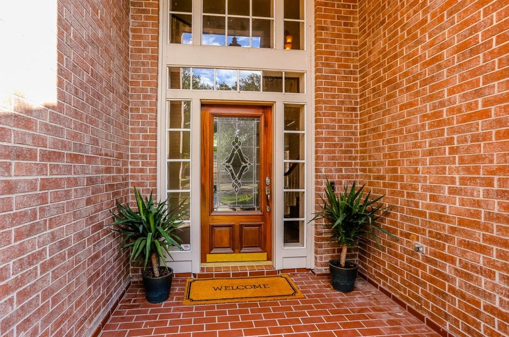 1418 Pecan Trace Ct, Sugar Land TX  77479-6222 exterior