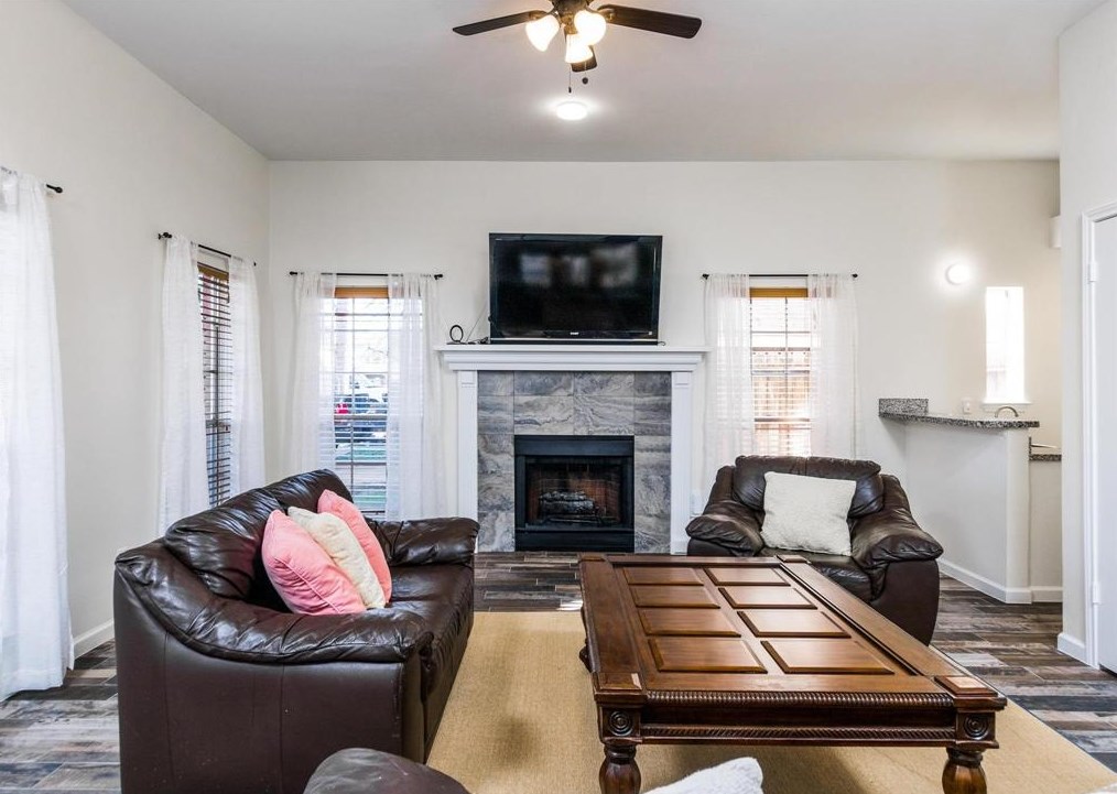 4211 Daisy Meadow Dr, Katy TX  77449-5560 exterior