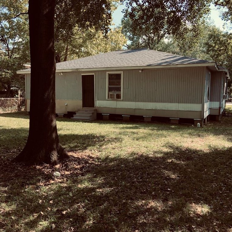 9015 Allwood St, Houston TX  77016-5423 exterior