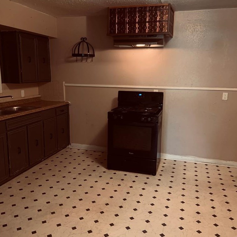 9015 Allwood St, Houston TX  77016-5423 exterior