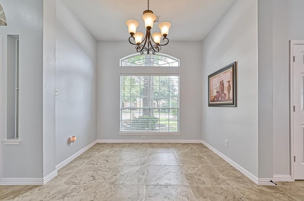 2807 Travick Ln, Houston TX  77073-2919 exterior