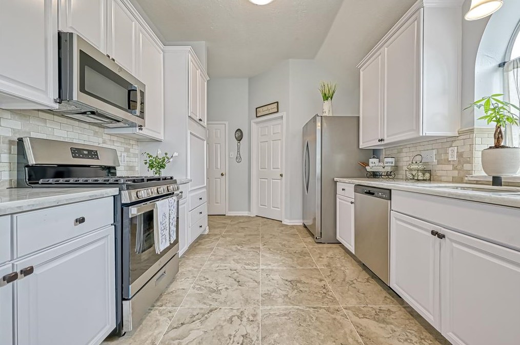 2807 Travick Ln, Houston TX  77073-2919 exterior