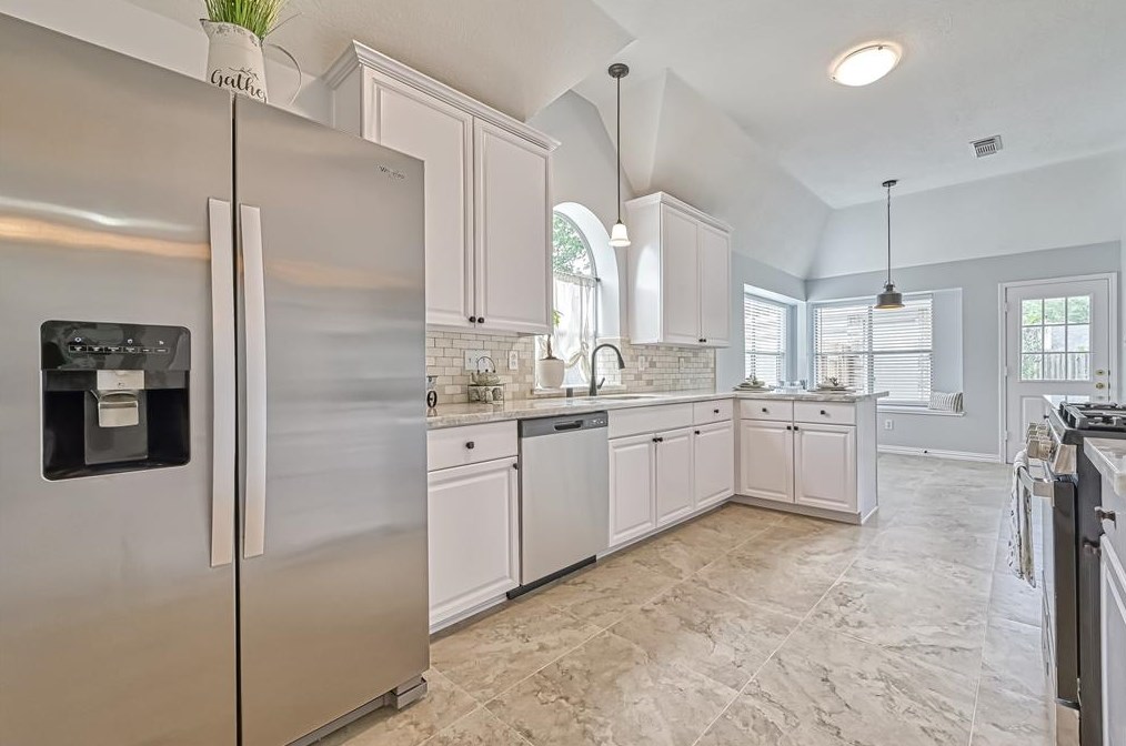 2807 Travick Ln, Houston TX  77073-2919 exterior