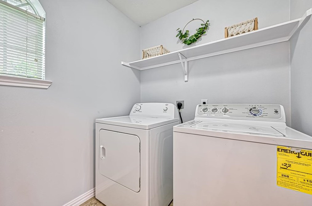 2807 Travick Ln, Houston TX  77073-2919 exterior