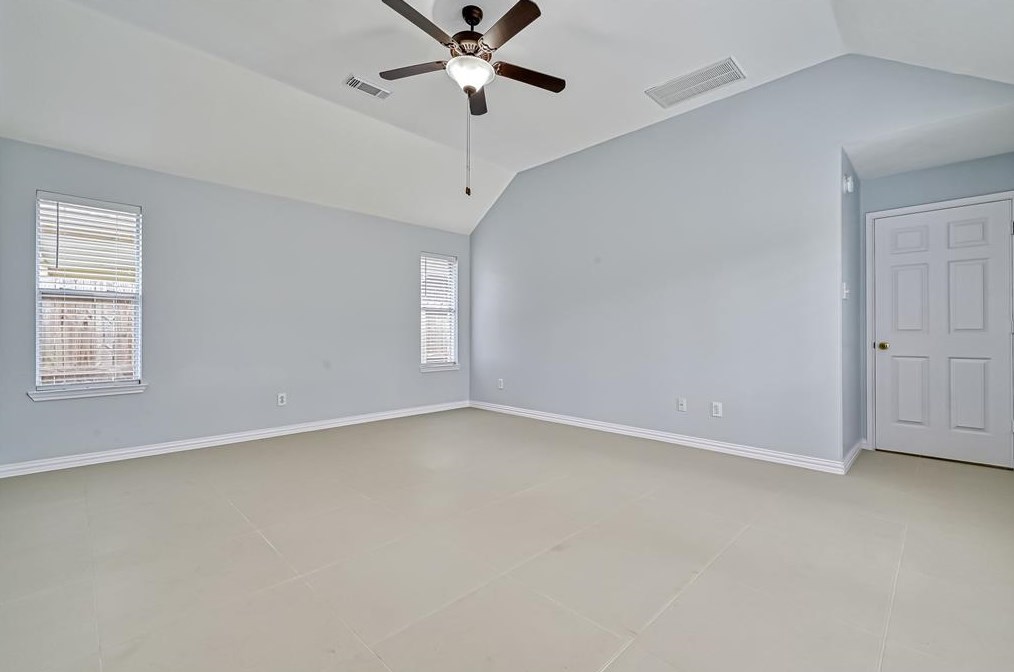 2807 Travick Ln, Houston TX  77073-2919 exterior