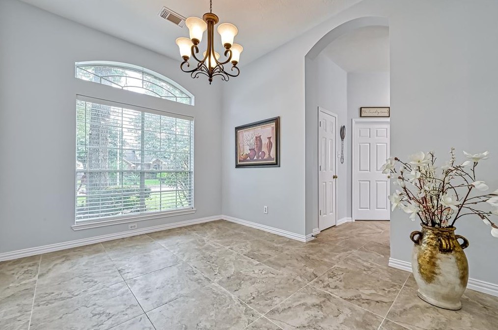 2807 Travick Ln, Houston TX  77073-2919 exterior