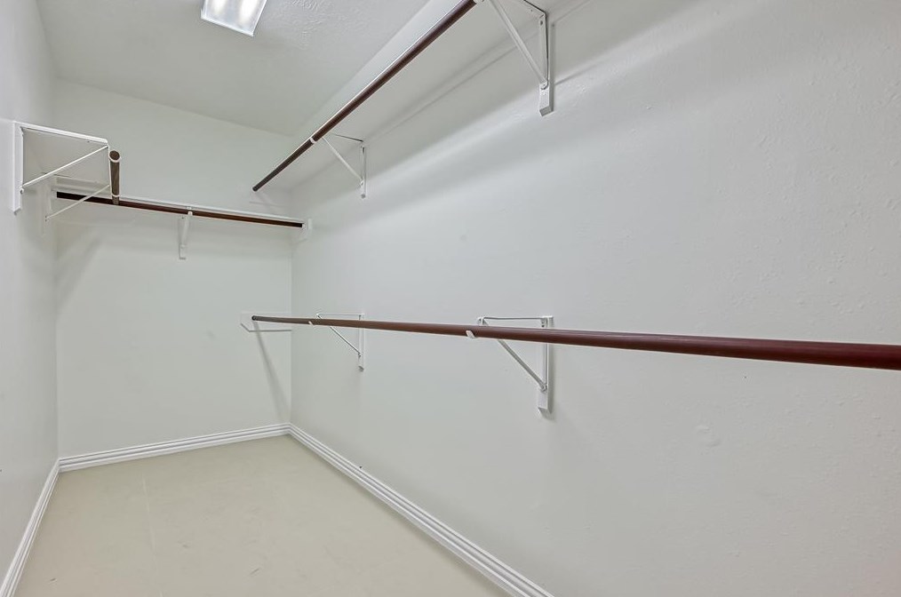 2807 Travick Ln, Houston TX  77073-2919 exterior