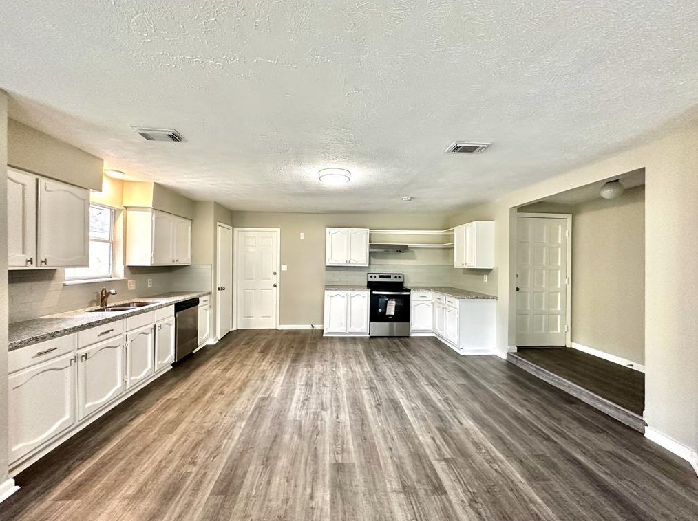 5343 Linda Ln, Katy TX  77493-1738 exterior