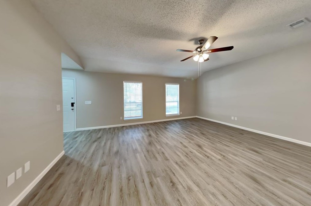 18050 Brooknoll Dr, Houston TX  77084-5969 exterior