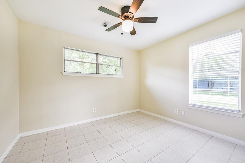 3519 Brea Crst St, Houston TX 77093-2002 exterior