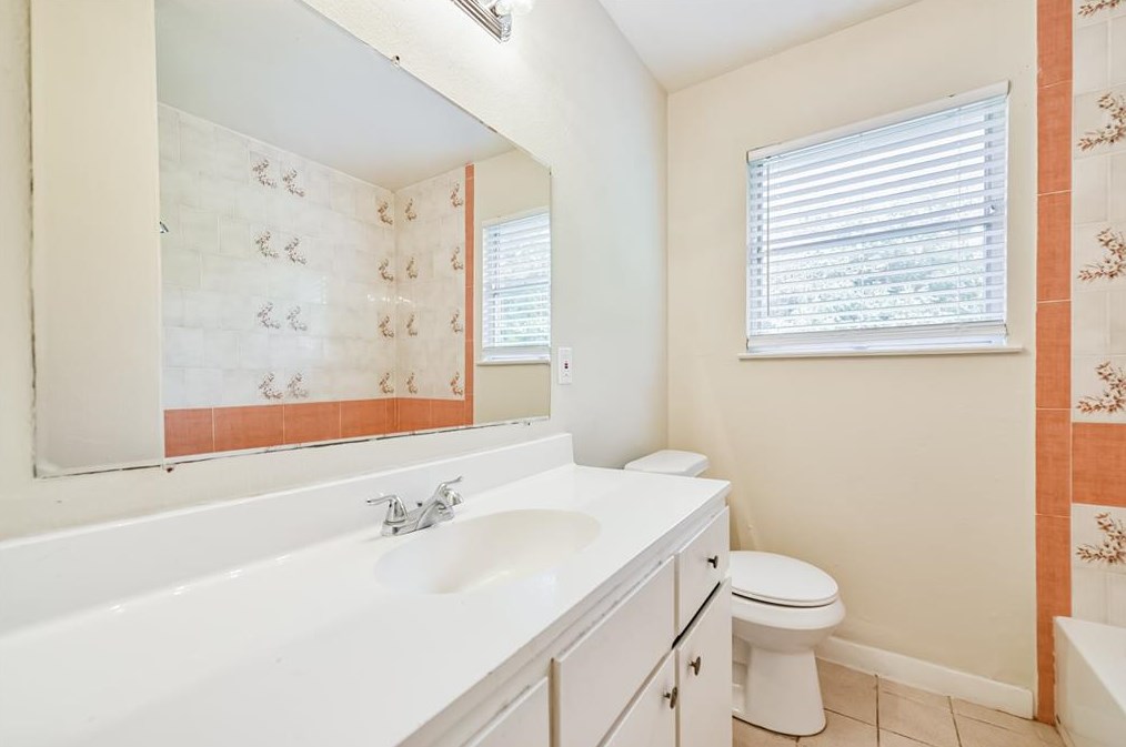 3519 Brea Crst St, Houston TX 77093-2002 exterior