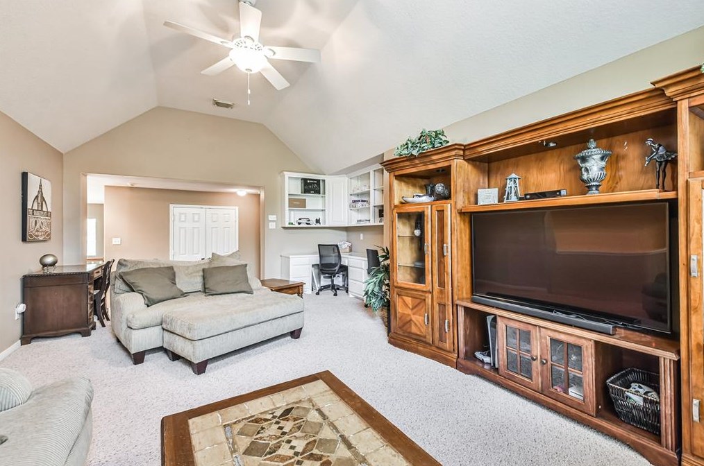 18018 Silver Ash Way, Houston TX exterior