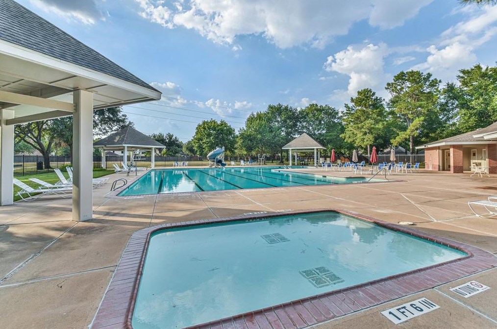 18018 Silver Ash Way, Houston TX exterior