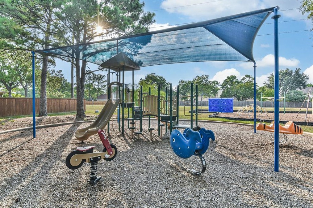 18018 Silver Ash Way, Houston TX exterior