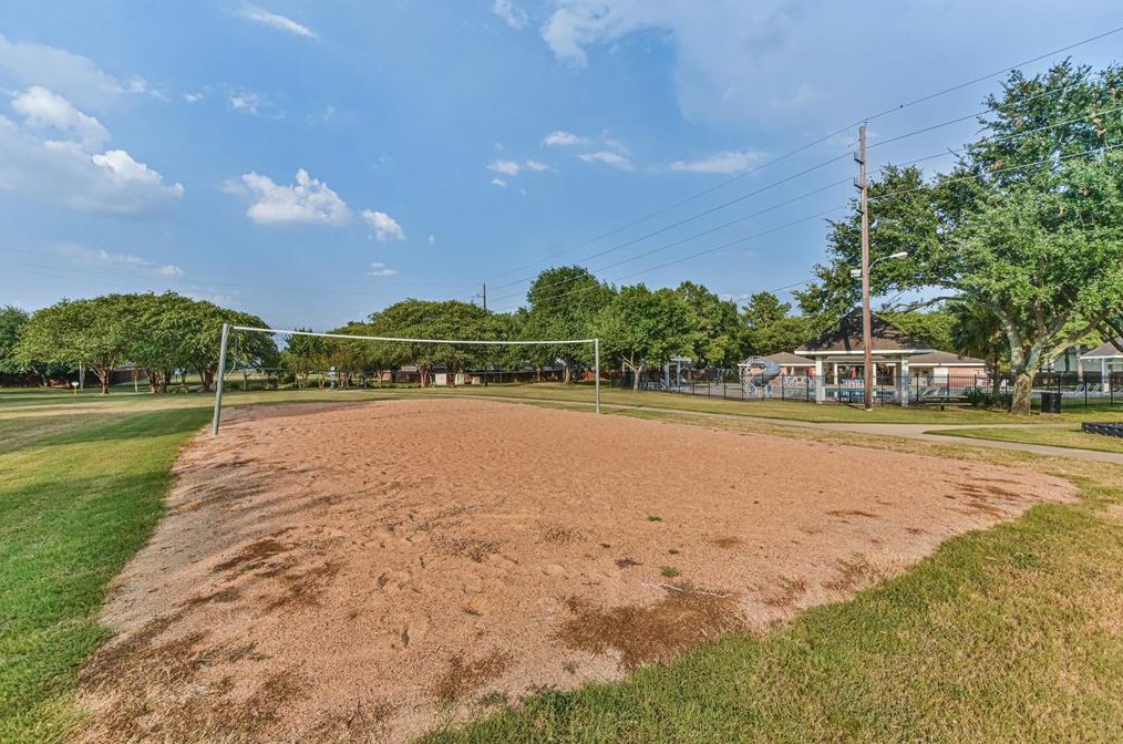 18018 Silver Ash Way, Houston TX exterior