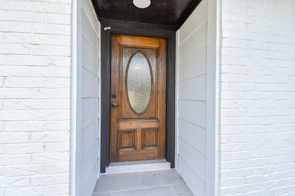 14911 Nuwood Ln, Houston TX  77053-1323 exterior